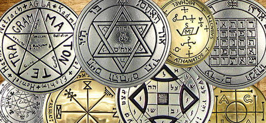 Quali sono le differenze tra talismani ed amuleti? Talismani