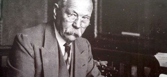 Arthur Conan Doyle e lo spiritismo Arthur Conan Doyle